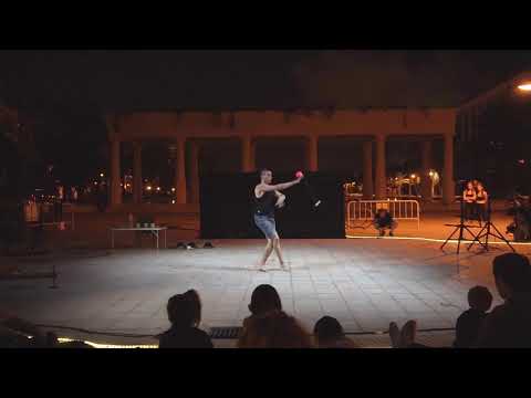 Contemporary circus act - Fabrizio Shaolin "The inexperienced young Mad Hatter"