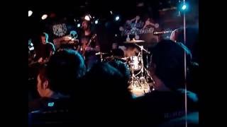 Cave in - Bottom Feeder (Until Your Heart Stops) Live at Chain Reaction (Anaheim, CA) 2/20/2004