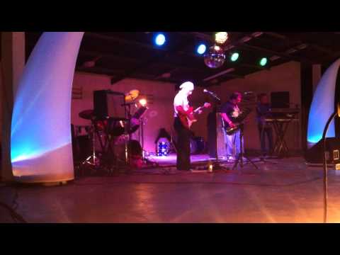 Flashback Party for 20 Years of Oldies 99.9!