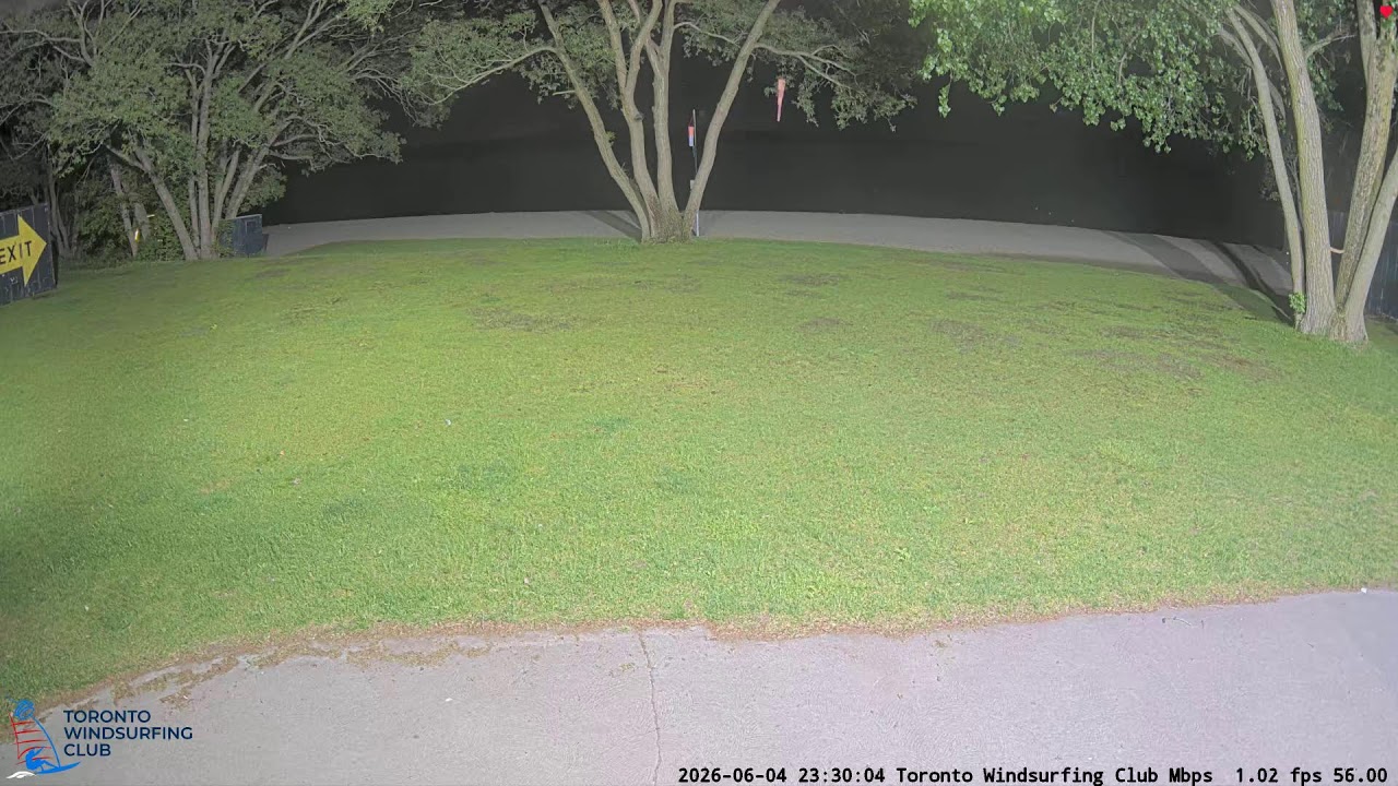 Live webcam view of Toronto Windsurfing Club