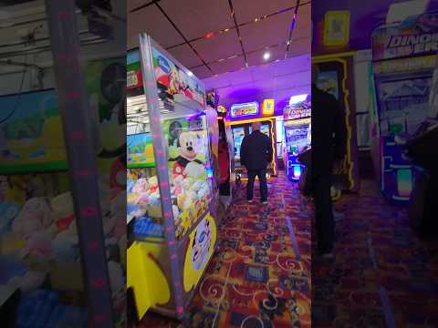 walking the arcade in Wales Llandudno with little chuck #cec #chuckecheese