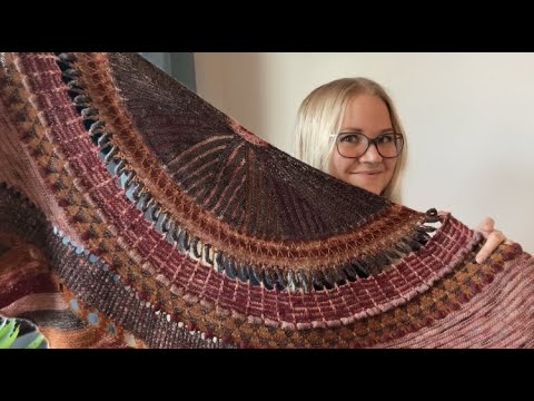 Episode 15 Annijuuti Knits - The giveaway winner and a finished Shawlography!
