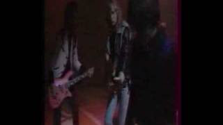 The Flamin&#39; Groovies - Shake Some Action (Live TV 1986)