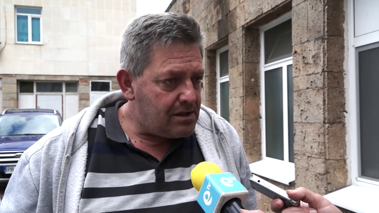Гаф ли е актът за липса на винетка при наличието на хартиен стикер и как АПИ го замазва