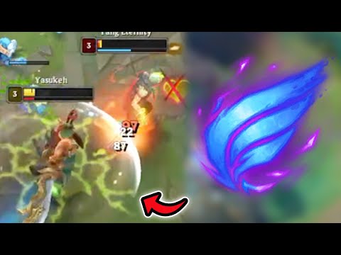 Phase Rush Tryndamere Outplay.