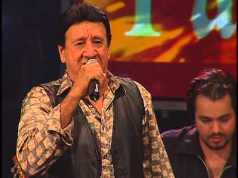 Trio Parada Dura - Blusa Vermelha