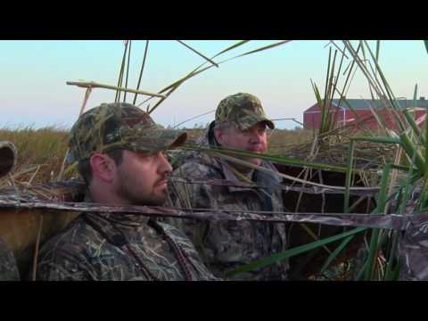 MidWest Outdoors TV Show #1594 - Duck Hunting with the Beavertail Crew