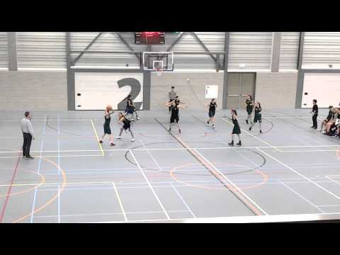 2015 01 Oefenwedstrijd Cady MU18 tegen DS2