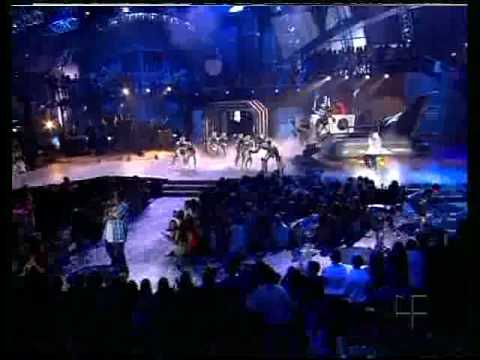 Impacto y Ella me Levanto - Daddy Yankee (Live)