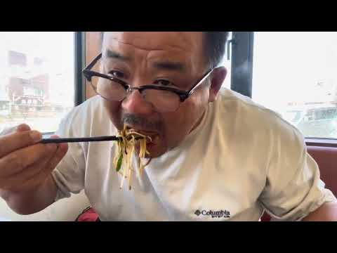 Probé yakisoba y calamares fritos en la sucursal [Soubu Koi] de Oita City Haya. ^_^