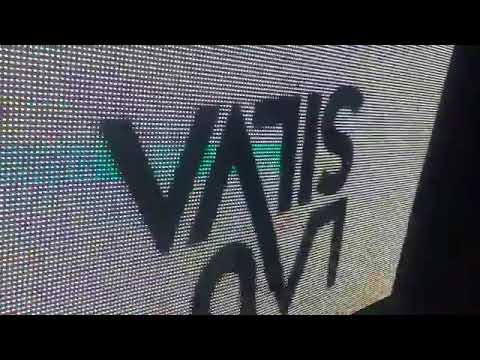 DJ LAU SILVA Actuando no Bay in