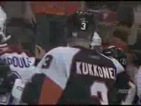 Guillaume Latendresse vs Joffrey Lupul