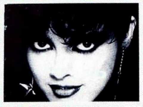 Video thumbnail for Laughter in the Rain
