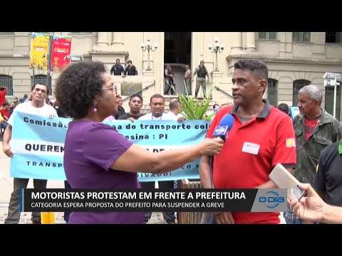 Motoristas protestam em frente à PMT e esperam proposta para suspender Greve 13 03 2023