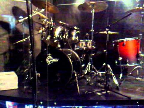 A small tour of the kit RAdoslav Slavchev used on his Angel Heart tour)))).mp4