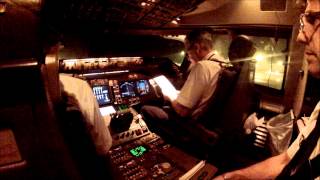 Take OFF on cockpit, Boeing 747-428 Air France, LONG VERSION