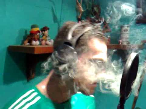 LU DOTTORE - Uce Dellu Gettu - Streat video clip "voice of the ghetto riddim" 2009