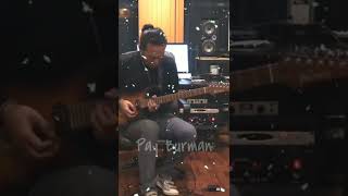 Download lagu SLANK - Kalah - Pay Solo Guitar (LIVE) #shorts #slank #pay mp3 Download lagu SLANK - Kalah - Pay Solo Guitar (LIVE) #shorts #slank #pay mp3