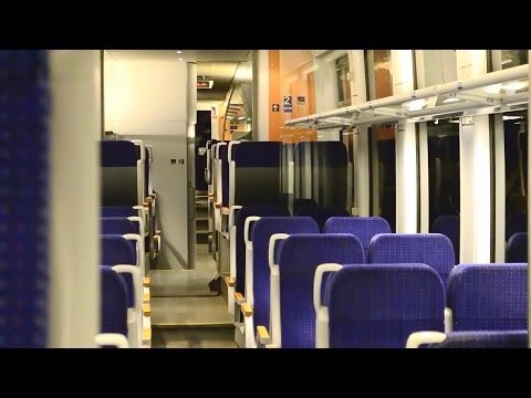 Travelling in the evening with a VT642 Desiro DMU on M300 -  Vadu Crisului - Bratca (05 04 2014)