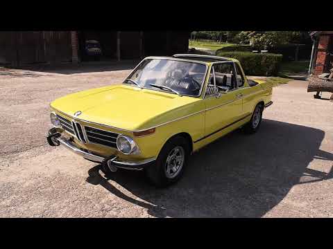 BMW 2002 Targa Baur - Golf Yellow - Oldenzaal Classics restored