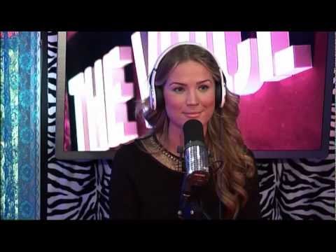 Marie Serneholt hookade med Simon Cowell - VAKNA! med the Voice