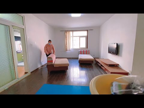 A single girl renovates a $200 rented house - The renovation cost about $300 Renovation of bedroom