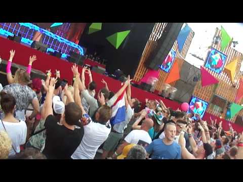 Electronic Family - Gareth Emery (Emery & Bo Bruce - U)