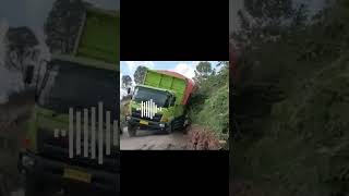 Download lagu detik detik truk terguling#shots#mobil #video mp3