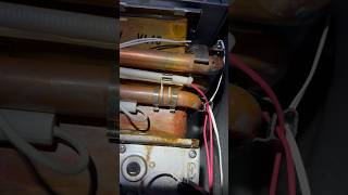 Download lagu Huge Pinhole Leak on Rinnai Tankless Water Heater ! #rinnai #tankless #waterheater mp3