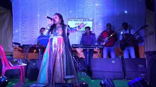 Download lagu Tum Paas Aaye ।। Arkestra Song ।। Live Singing by Shraboni ।। Shahrukh Khan ।। Rani Mukherjee mp3 Download lagu Tum Paas Aaye ।। Arkestra Song ।। Live Singing by Shraboni ।। Shahrukh Khan ।। Rani Mukherjee mp3