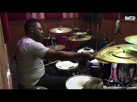 BREAK DOWN -HOW TO APPLY  SINGLE STROKES AND DOUBLE STROKES ON YOU GROOVE