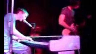 Air Traffic &#39;Never Even Told Me Her Name&#39;