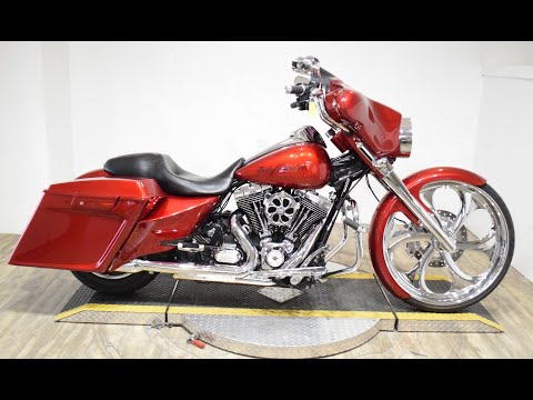 2013 Harley-Davidson Street Glide® in Wauconda, Illinois - Video 1