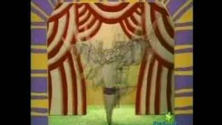 Sesame Street - Front-back (Ballet-dancing yaks)