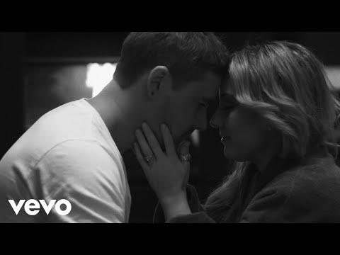 Kirsty Lee Akers - For Love (Official Music Video)