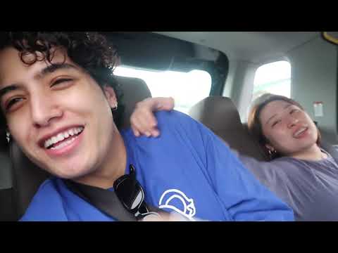 A Vlog of my life in Tokyo, with my gals, work, and the occasional cherry blossoms