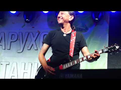 P.I.F. - Цялото небе