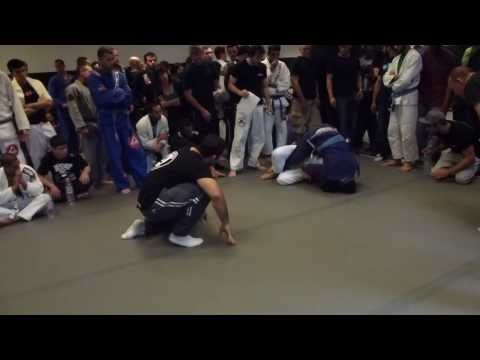 Vinicius Frigo vs Oliver Holt - RGA Interclub 2013 - Blue