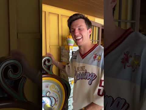 Side quest at DisneyLand 👀 #keys #Disney #mission