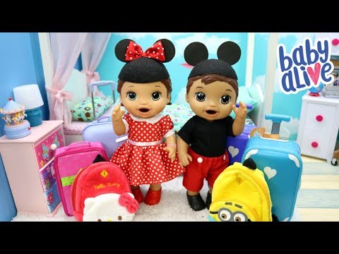 LAURINHA E FELIPINHO SE VESTIRAM DE MICKEY E MINNIE PRA VIAJAR