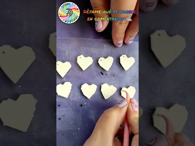 Vídeo relacionado con pendientes divertidos - pendientes originales - pendientes extravagantes - pendientes pride - pendientes bola disco orgullo arcoiris