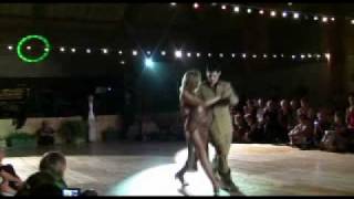 St Geniez d'Olt FIT 2010 Un tango avec Julia et Andres Ciafardini St Geniez d'Olt