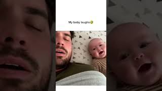 Download lagu My baby laughs 😂 mp3