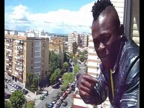 El tito Mc 2011 LA RAZA V5 YA ESTÁ EN SEVILLA CITY