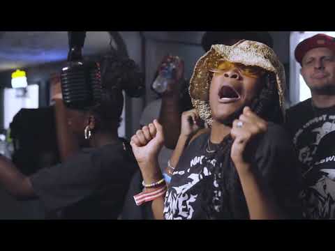 House Of LeaRoc Performance - KayDot   *** Opp Huntin' ***