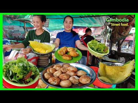 Boeung Trabek Plaza! Khmer Traditional Cake! Bagn Chhev! NOM KRUOK - Street Food For Snack.