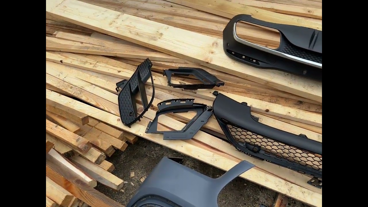 Комплект обвісів AMG GLE63 (з повним заднім бампером) Video 2