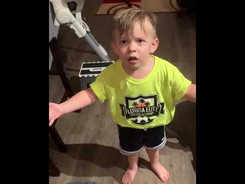 Viral Video: Toddler Can’t Believe His Mom Didn’t Kiss Him Goodbye – KiddNation
