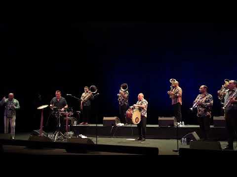 Fanfare Ciocarlia-Colombes-l'avant scene octobre 2025