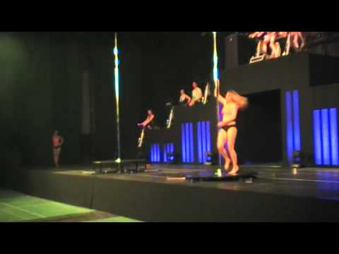 25 heures de spinning 2014 - pole dance - Mariska & Alba